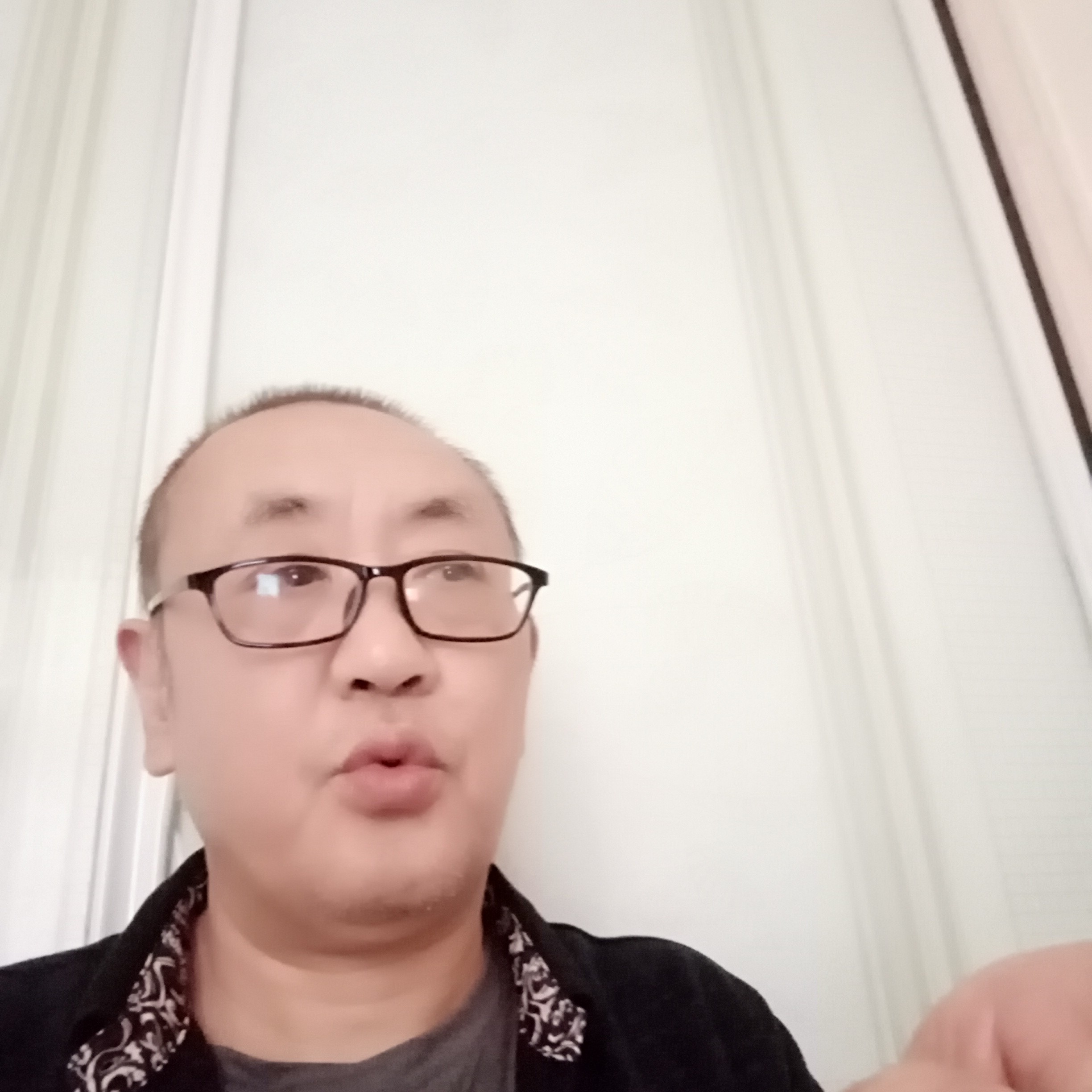 台灯等于不安的照片