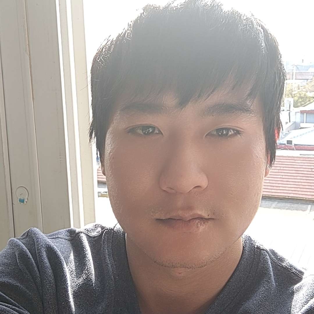 大方凝眸小熊猫的照片