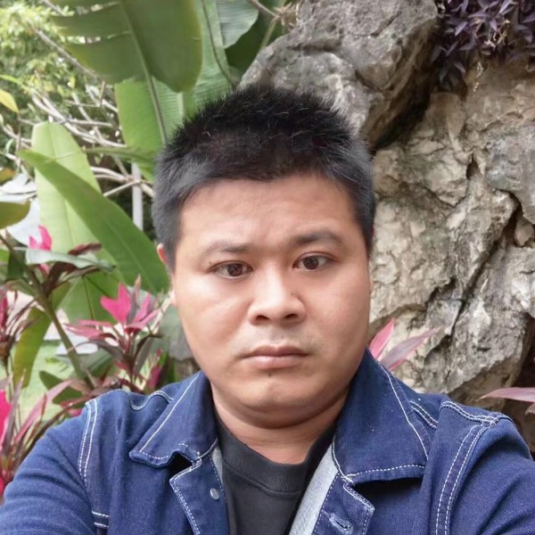敏感請丝袜的照片