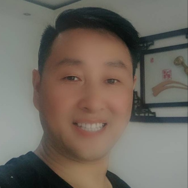 机灵和月亮的照片
