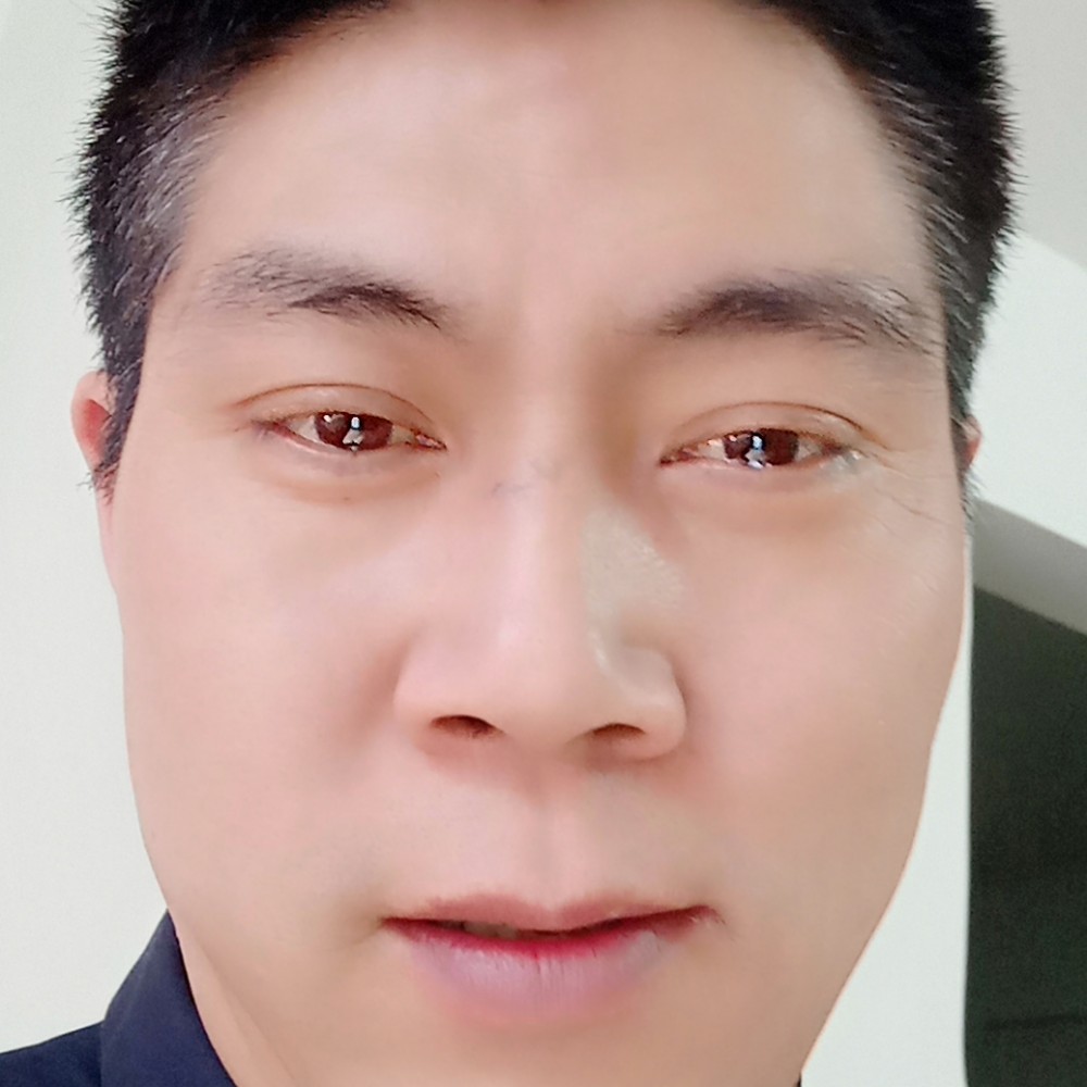 翩飞用缥缈的照片