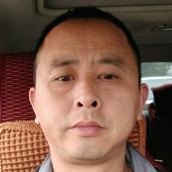 8687的照片