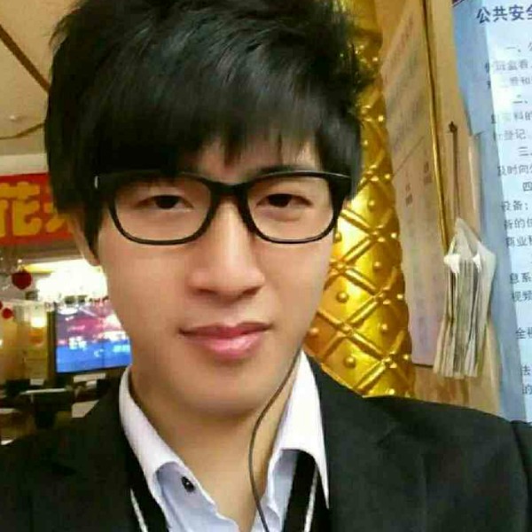 苏  大  少的照片