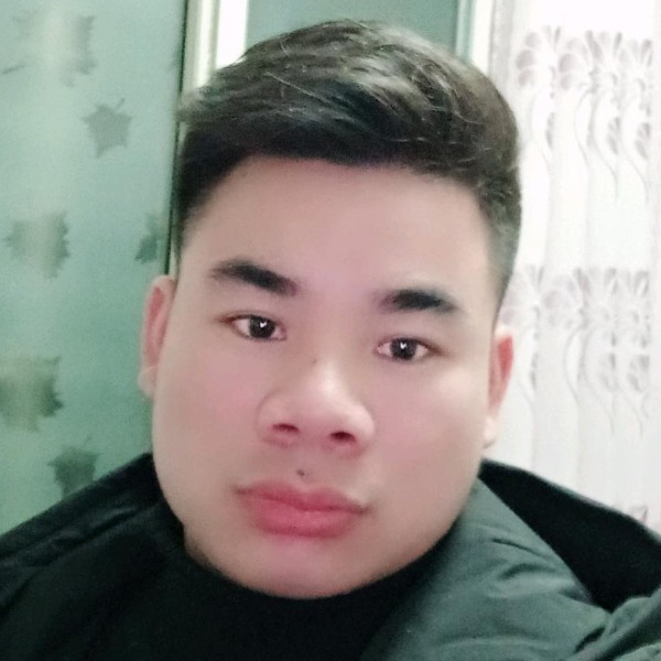 小张。？：的照片