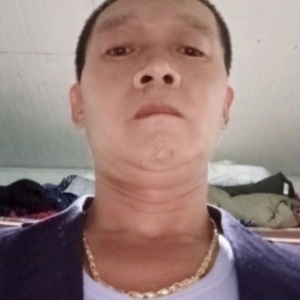 您好！我是一名的照片