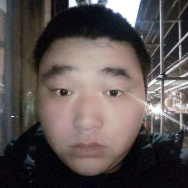 肖李栋的照片