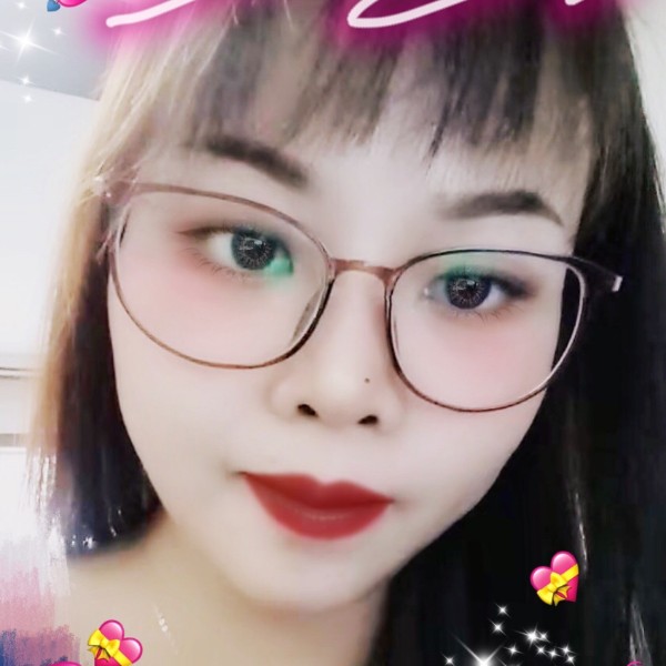 小晴雯的照片