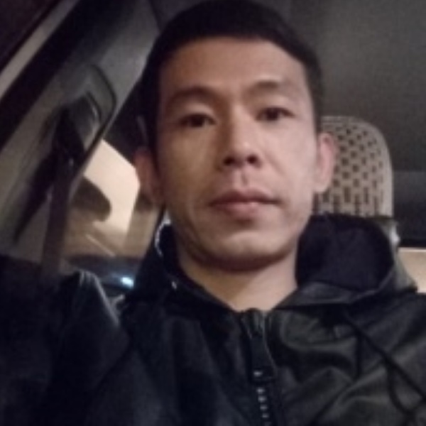 锦瑟笑寂冷的照片