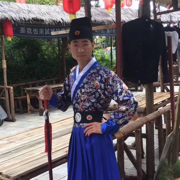 杨洋潇洒的照片