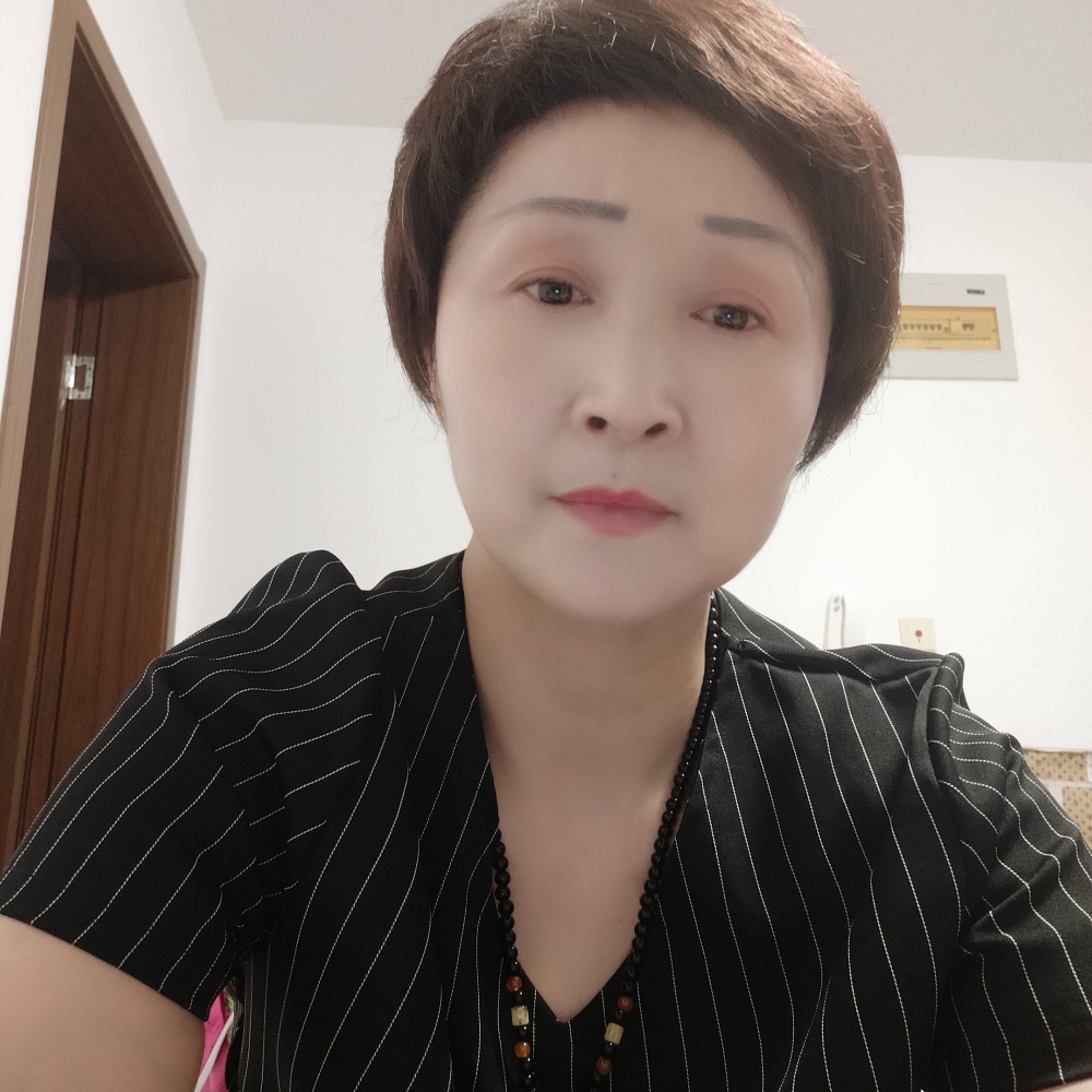 以慧的照片