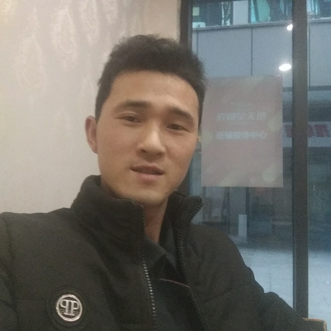 星空下的春雨的照片