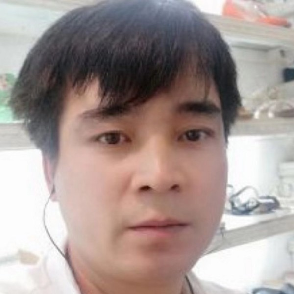任维国的照片