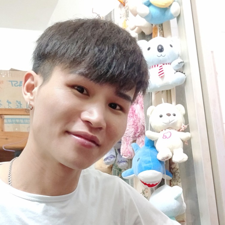 我没钱就变坏的照片