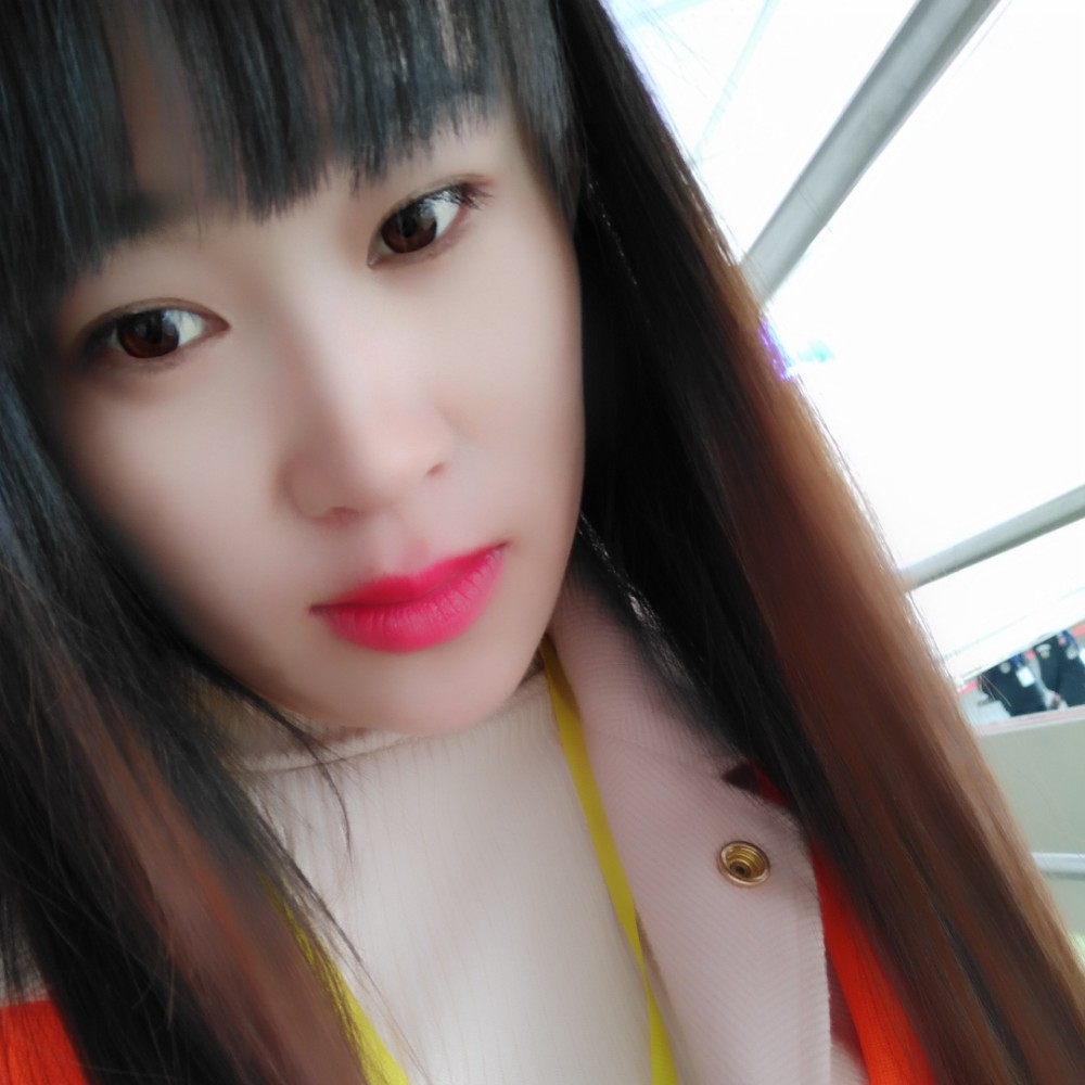 周秀的照片