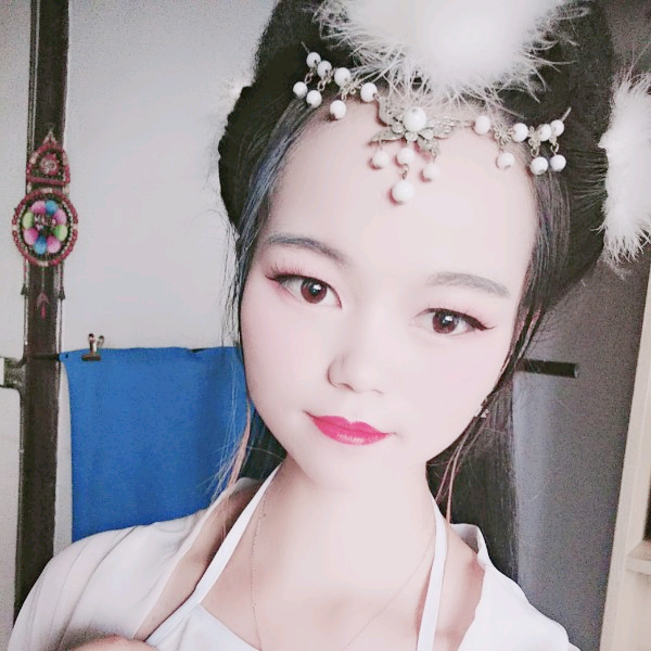 唇膏多么冷艳的照片