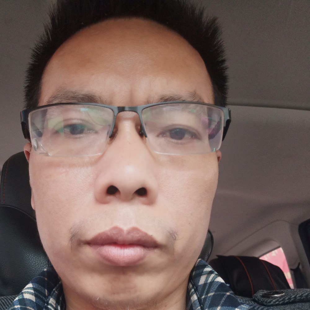 单亲灰太狼的照片