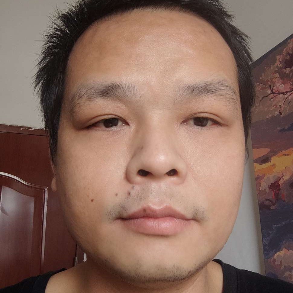哈密瓜挽手从容的照片