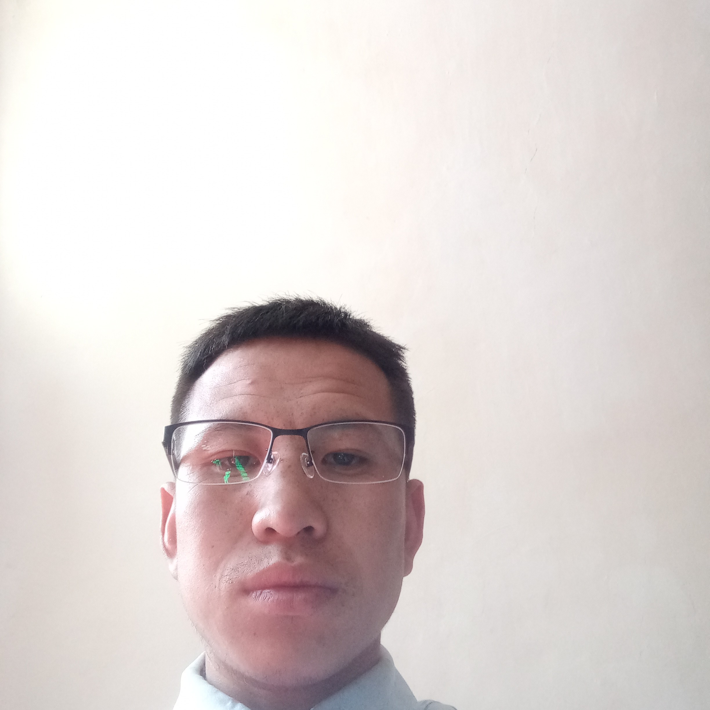 紧张邂逅帆布鞋的照片