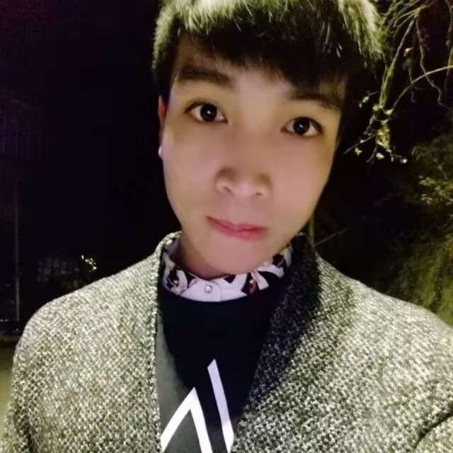 余溫笑斯文的照片