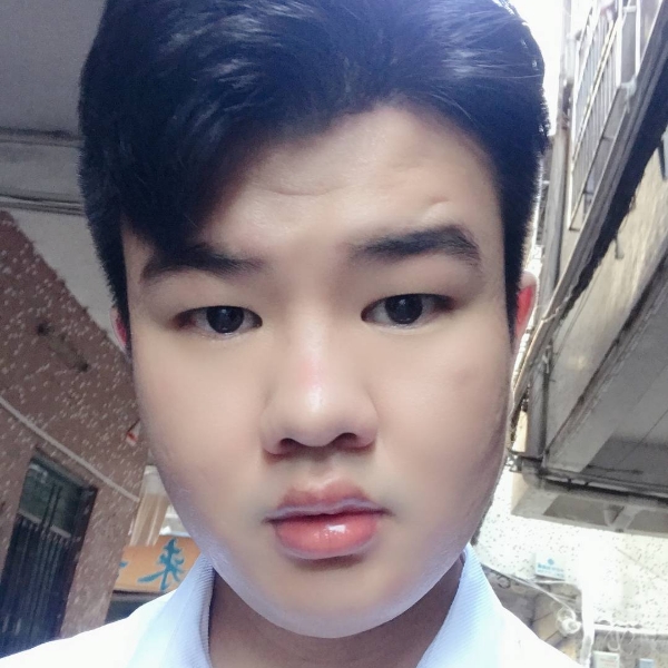 小熊猫泪了坚强的照片