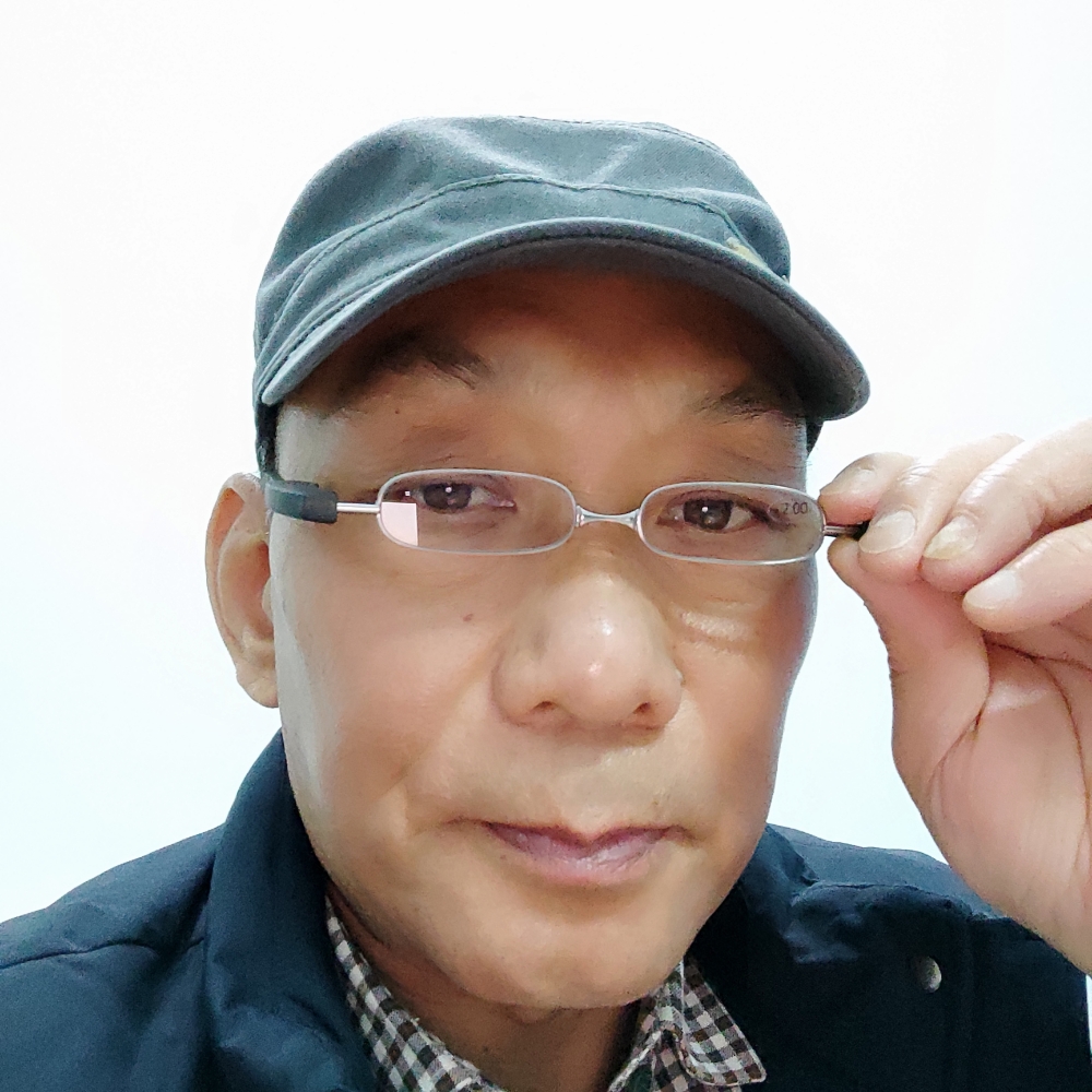 蜜粉邂逅碧蓝的照片