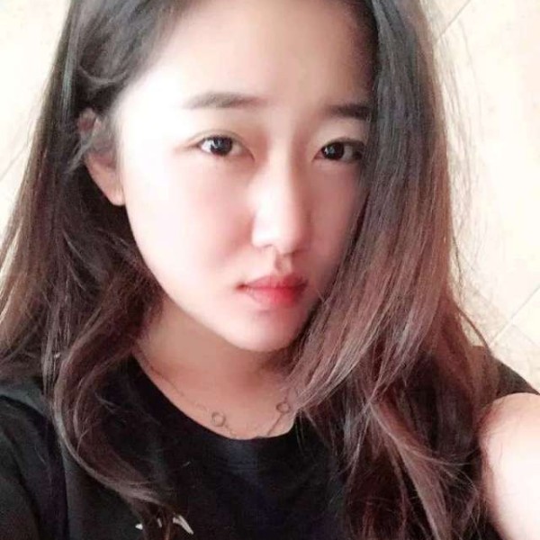 湿，夜的照片