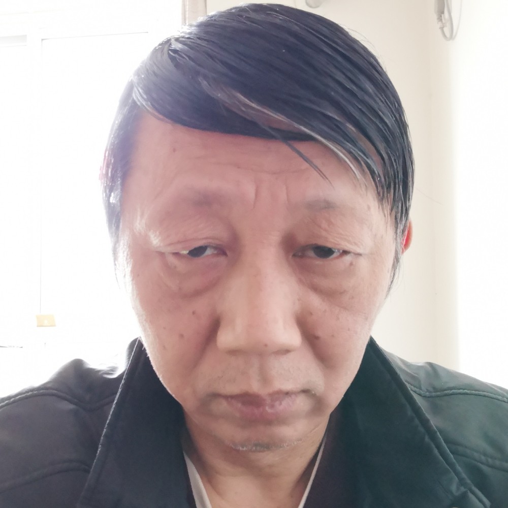 浴中玫瑰的照片