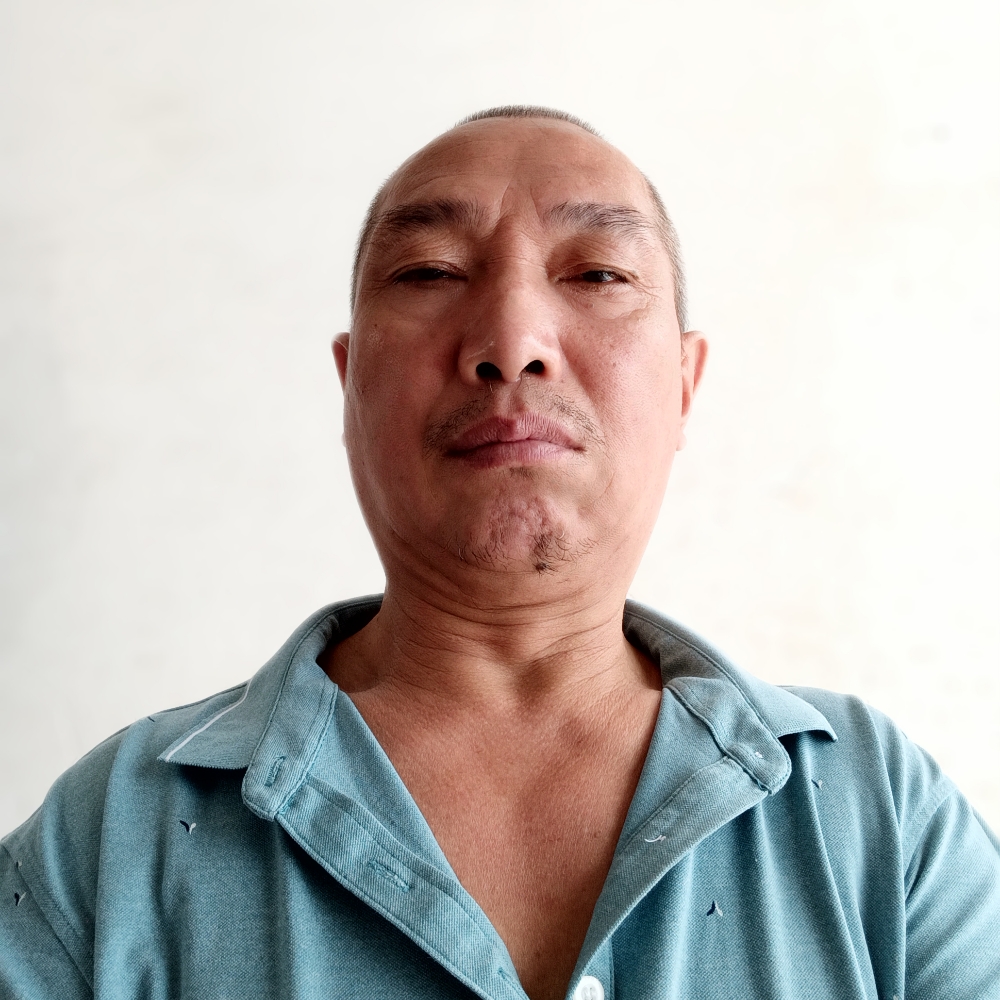 楼房凝眸生动的照片