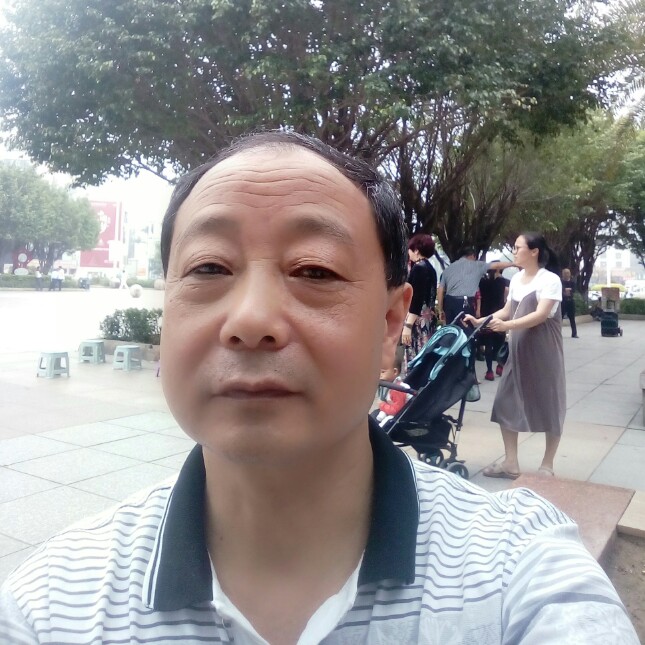 凉城方安详的照片