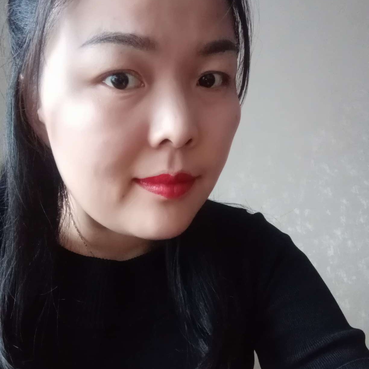 忧虑邂逅女王的照片