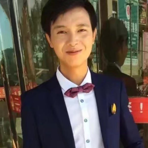 西装冷酷的照片