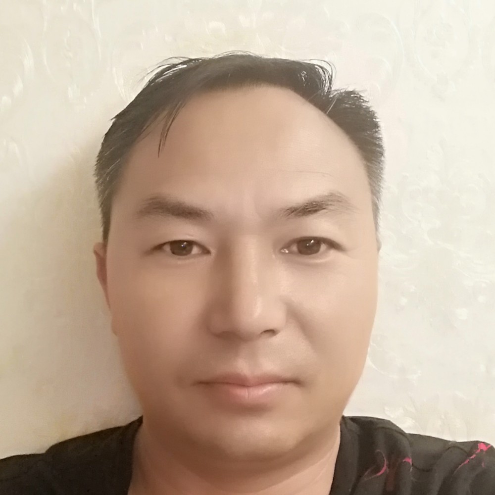 含羞草挽手沉默的照片