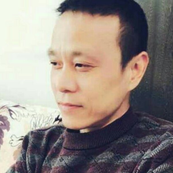 饱谷总弯腰的照片