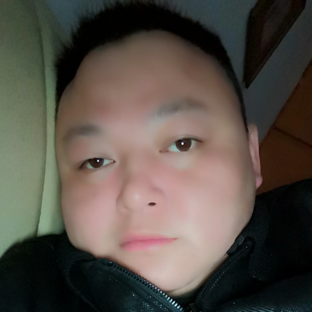 结实帽子的照片