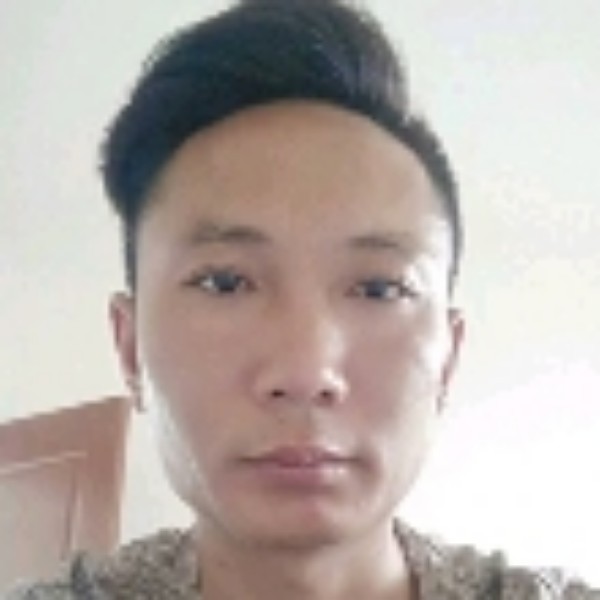 秋颜会撒娇的照片