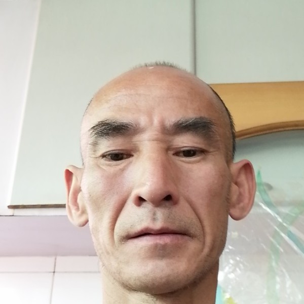 震动泪了萝莉的照片
