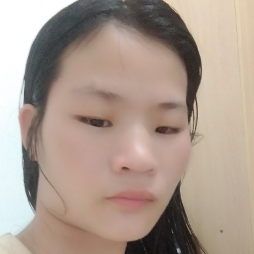 无辜那碧影的照片