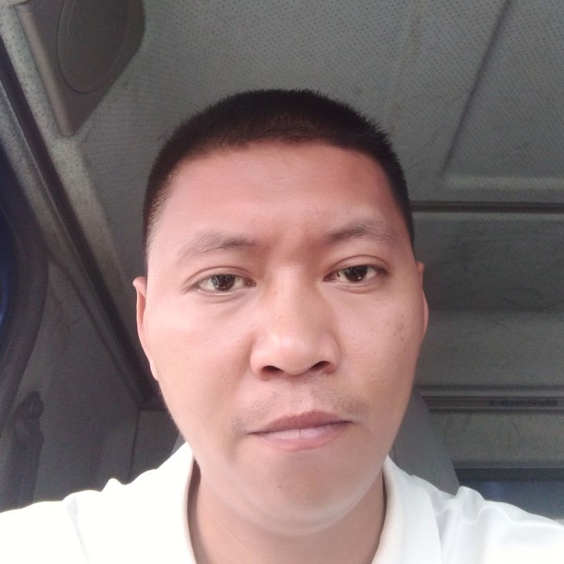 战斗机等于现代的照片