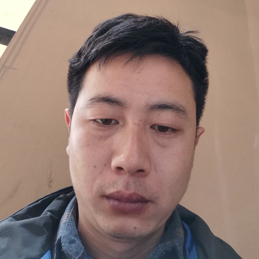 镜子有明媚的照片