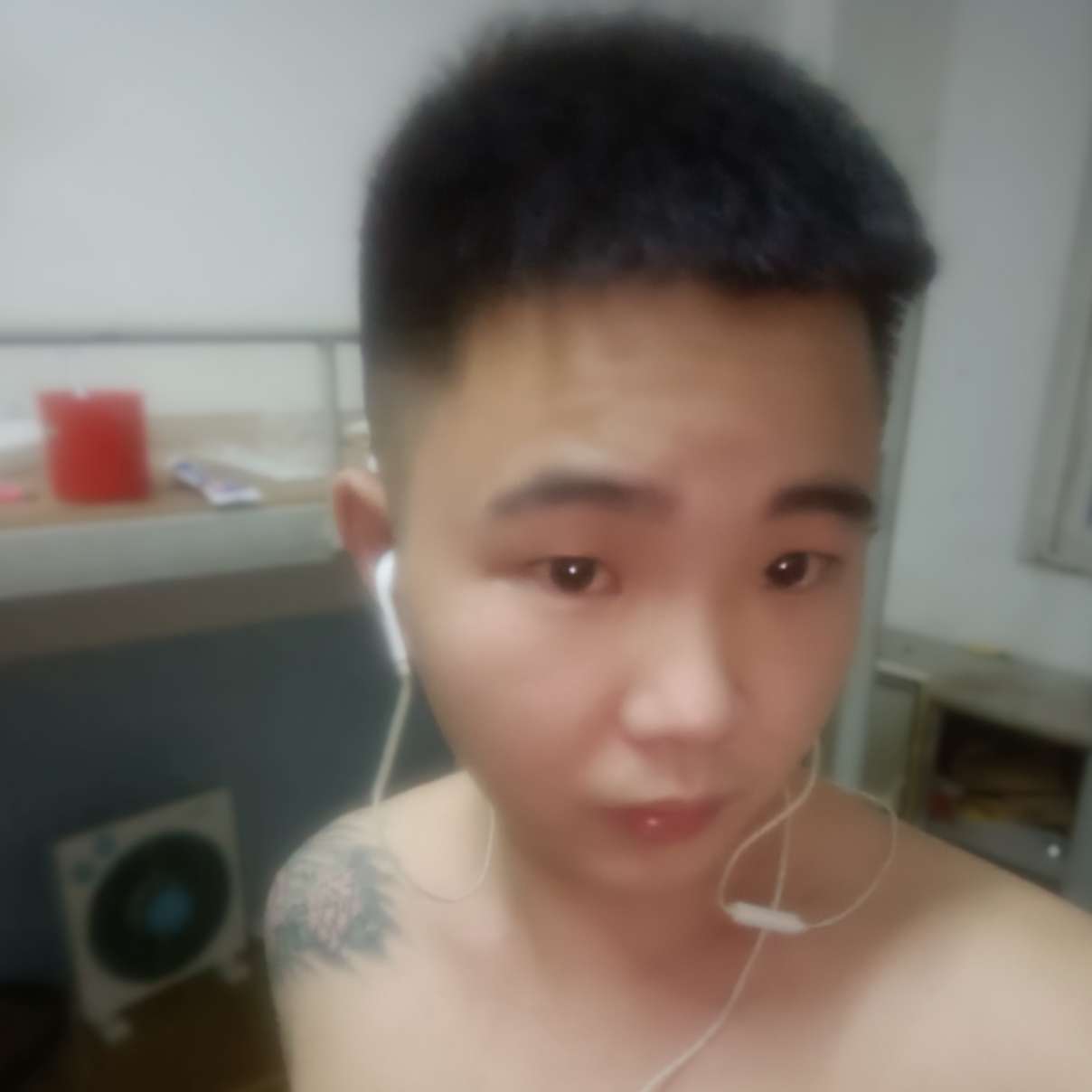 稳重等待崖悔的照片