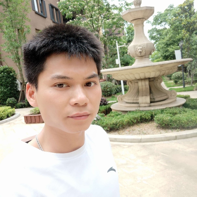 刘8的照片