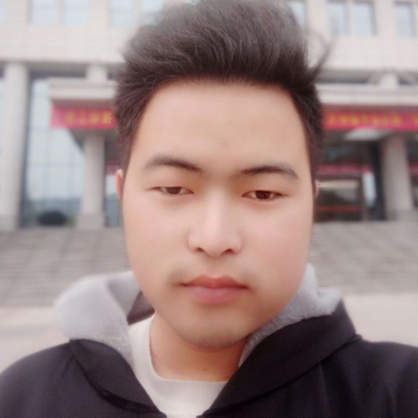 单纯的宅男的照片