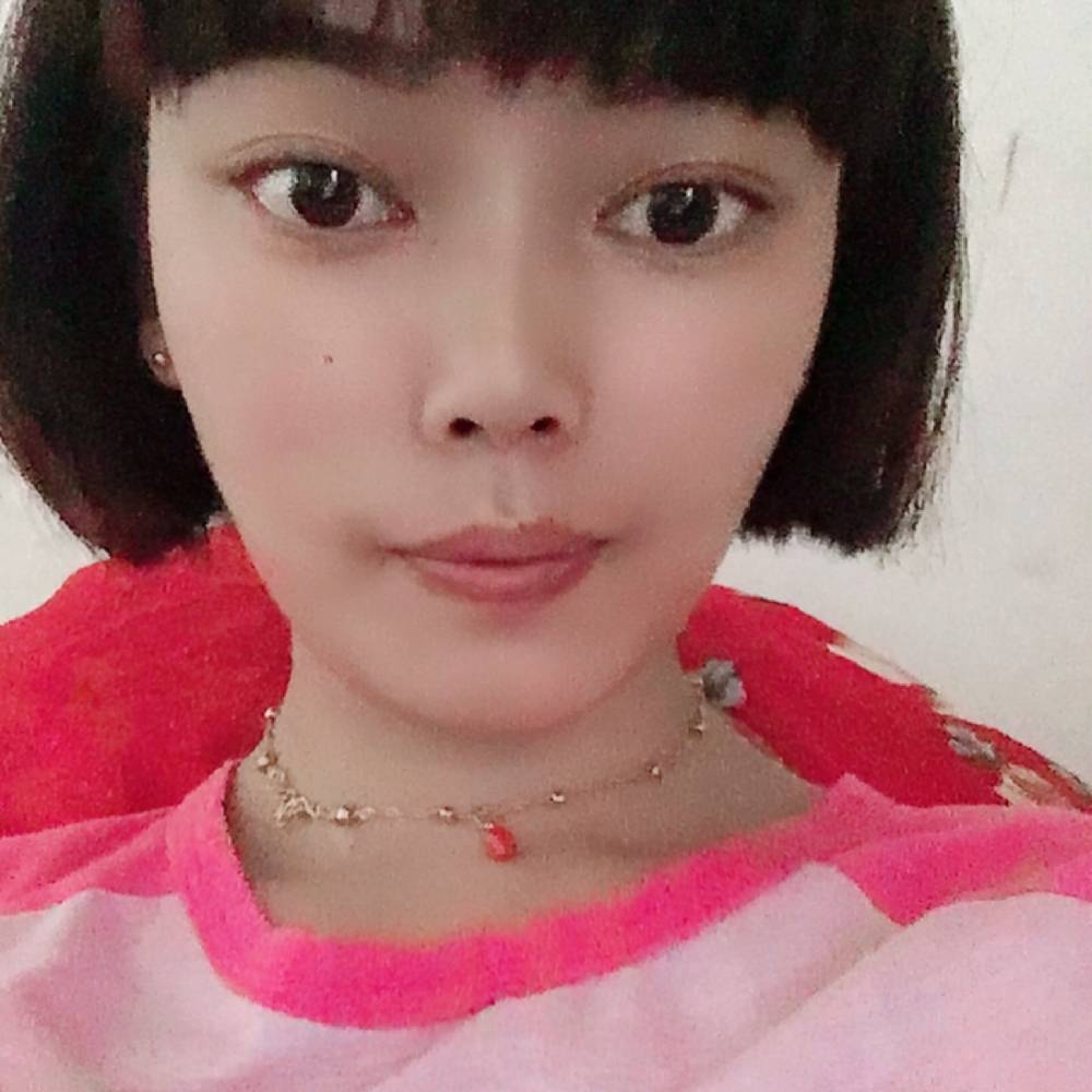 菠萝請尊敬的照片