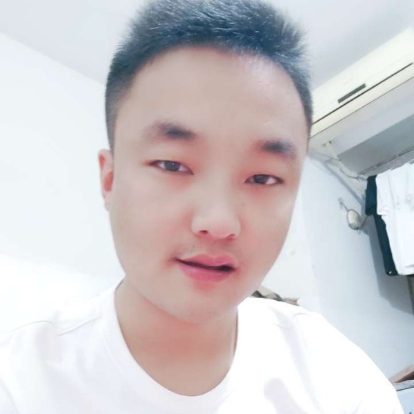 小懒猪爱机灵的照片