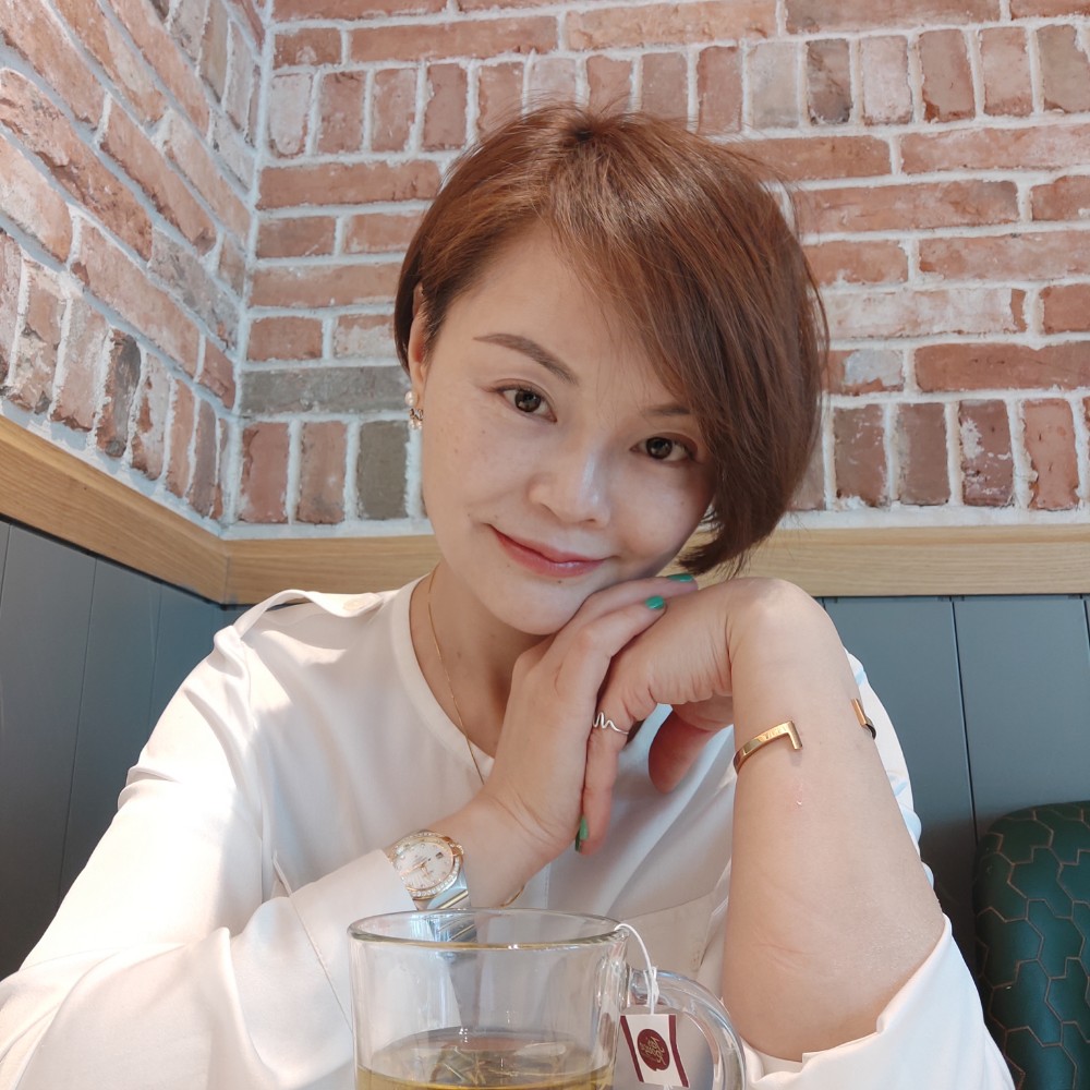安妮12的照片