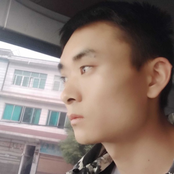 黄✨某人的照片