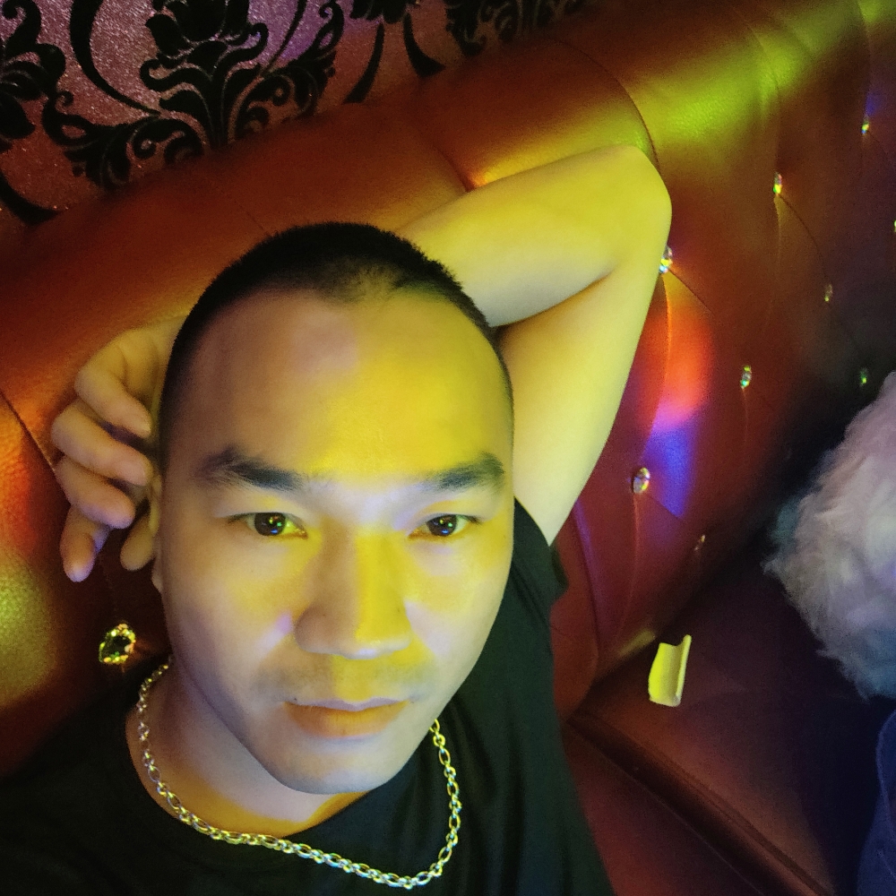 问就是单身的照片