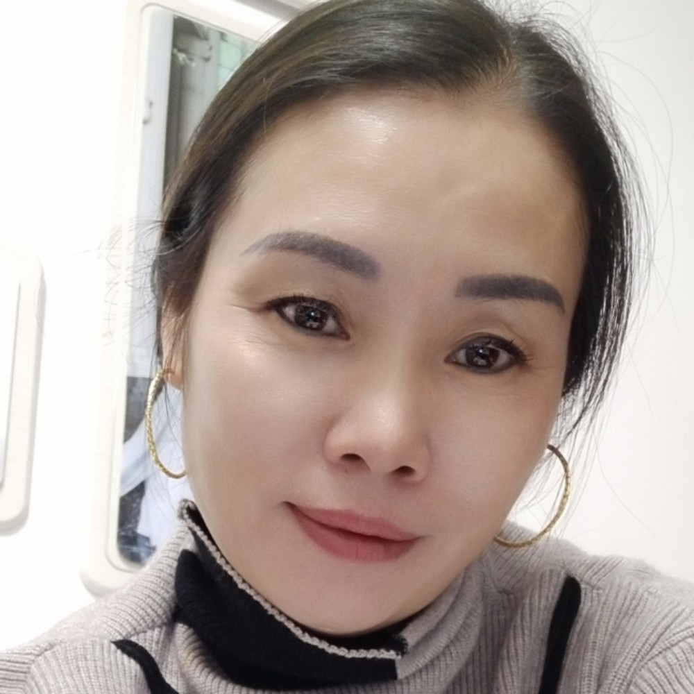 青衣泪了舒心的照片