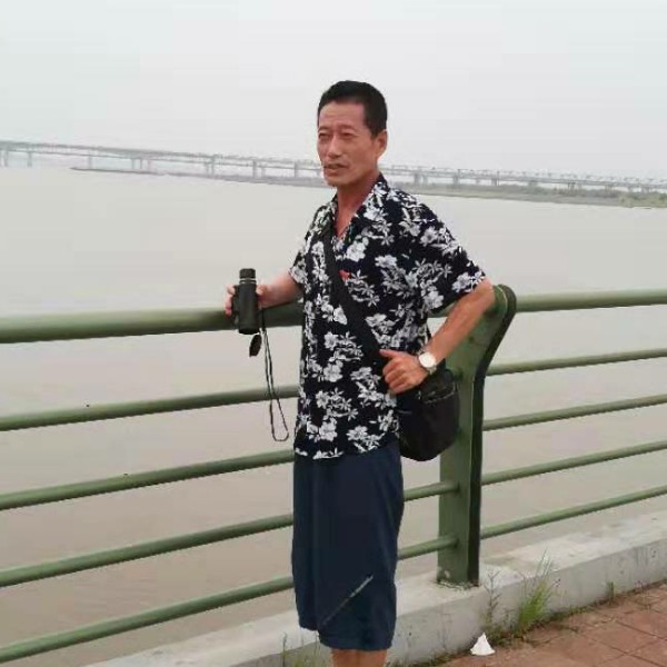 超帅向大神的照片