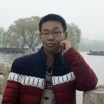 被爱情伤害的一人的照片